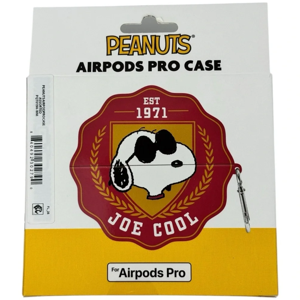 NIB Peanuts AirPods Pro Case Snoopy Protective Cover Red